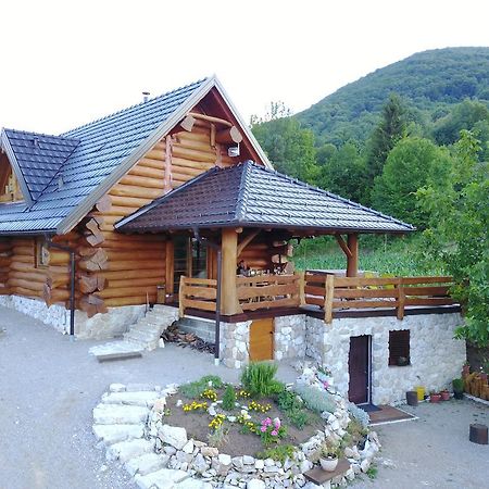 Bear'S Log Villa Seliste Dreznicko Exterior photo