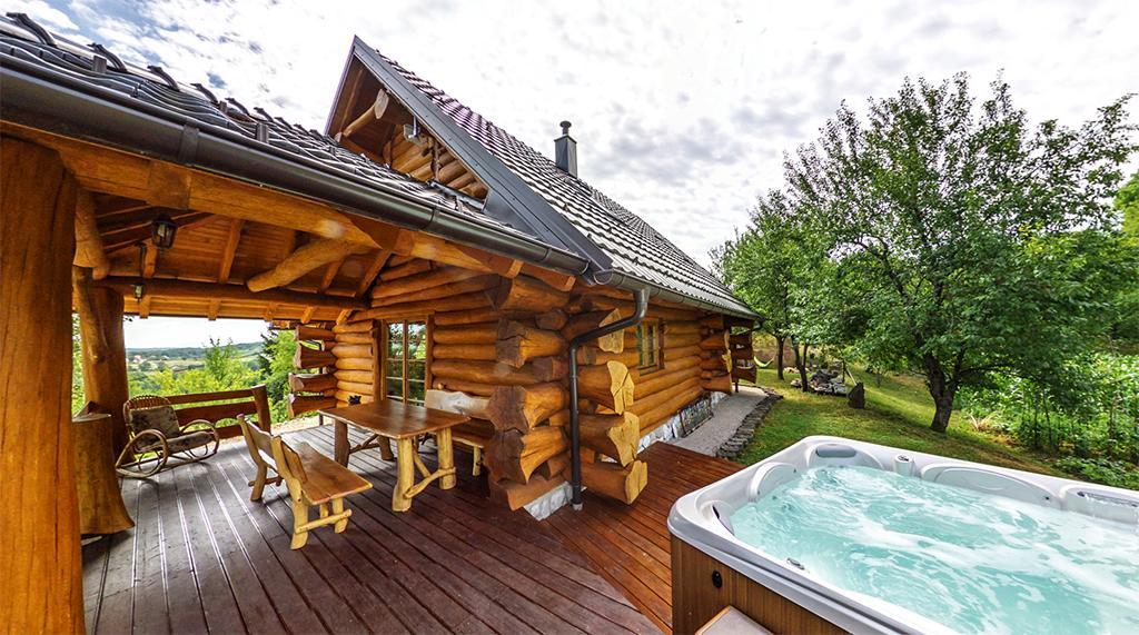 Bear'S Log Villa Seliste Dreznicko Exterior photo