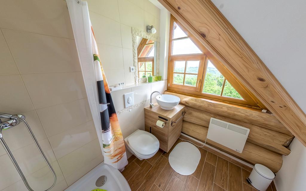 Bear'S Log Villa Seliste Dreznicko Exterior photo